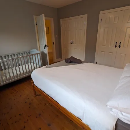 Peaceful Family Near بيت للعطل