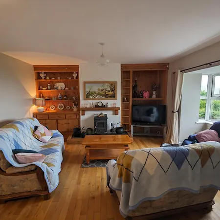 Peaceful Family Near Holiday home